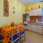 Mazor Apartament