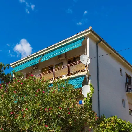 Mazor Apartment